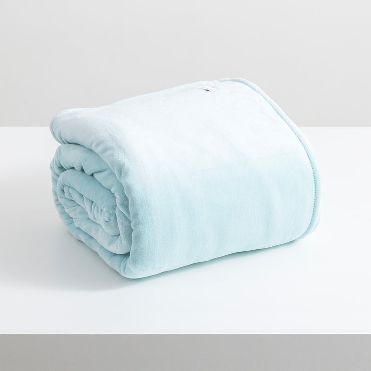 Renee Taylor Plush 380 GSM Ultra Soft Velvet Blanket Blue