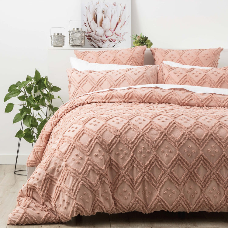 Medallion Vintage Tufted Quilt Cover Blush