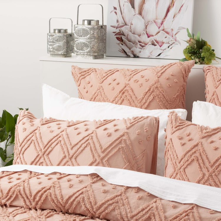 Medallion Vintage Tufted Quilt Cover Blush