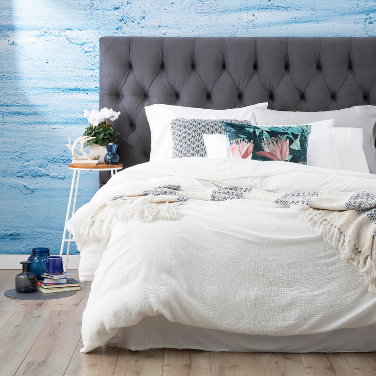 Solana Washed Cotton Textured Quilt set White