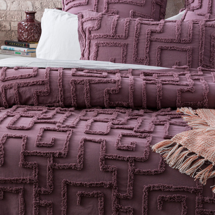 Riley Washed Cotton Chenille Tufted Quilt Set Grape