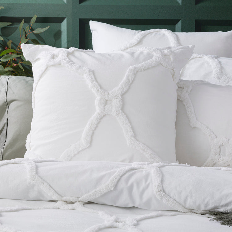 Moroccan Cotton Chenille Washed Tufted Quilt set White
