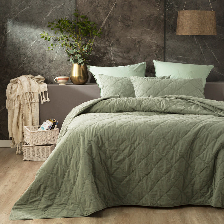 Attwood Vintage Cotton Quilted Coverlet Fern