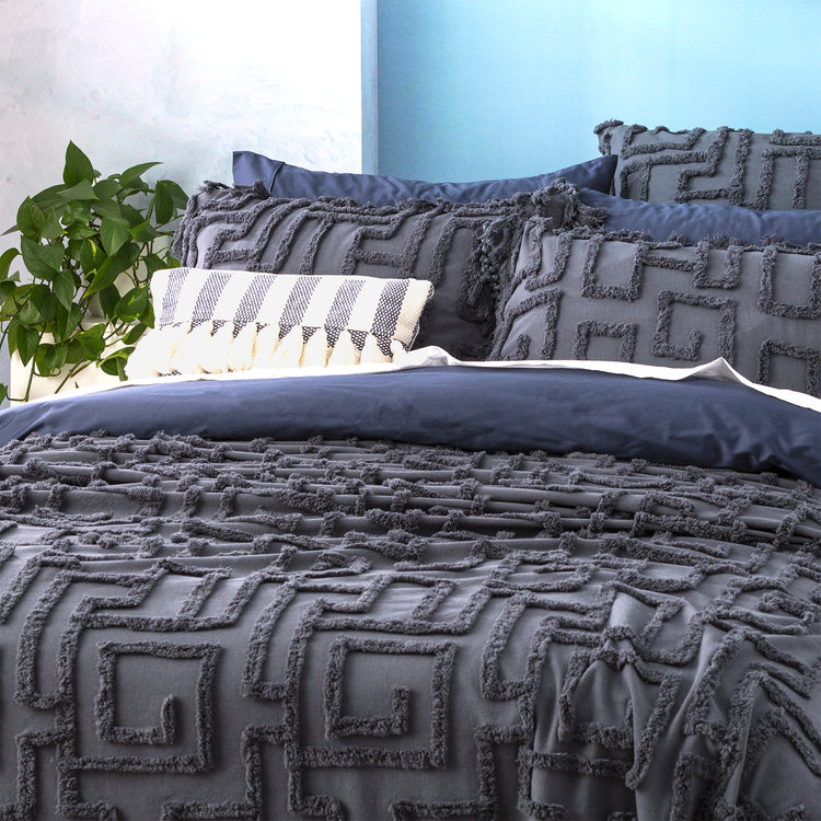 Riley Cotton Vintage Tufted Bed Cover Slate