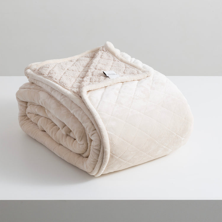 Renee Taylor Heston 480 GSM Ultra Soft Velvet Sherpa Blanket Stone