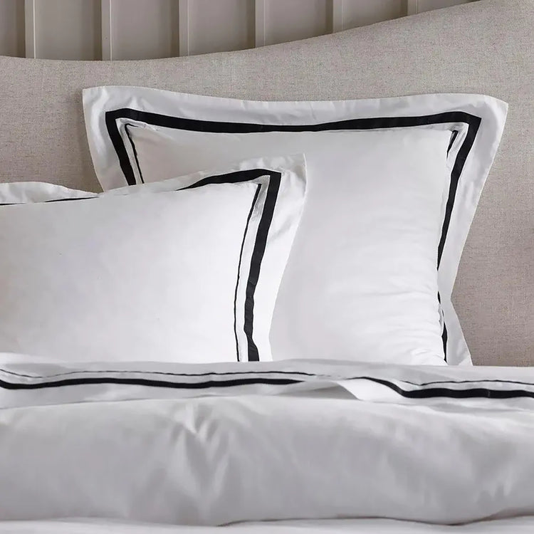 Cloud Egyptian Cotton 1000 Thread count Quilt Cover White Charcoal