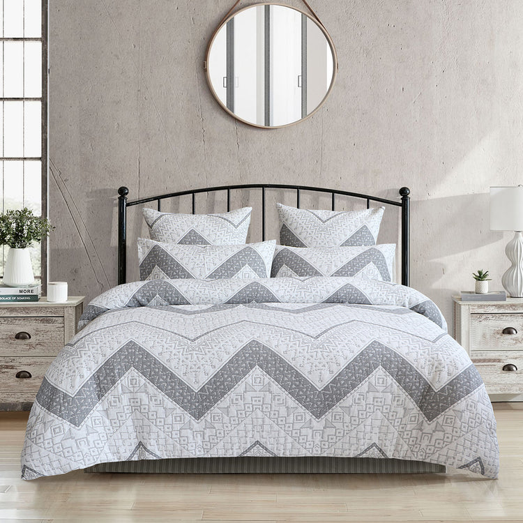 Renee Taylor Indie Jacquard Yarn dye Quilt Cover Set