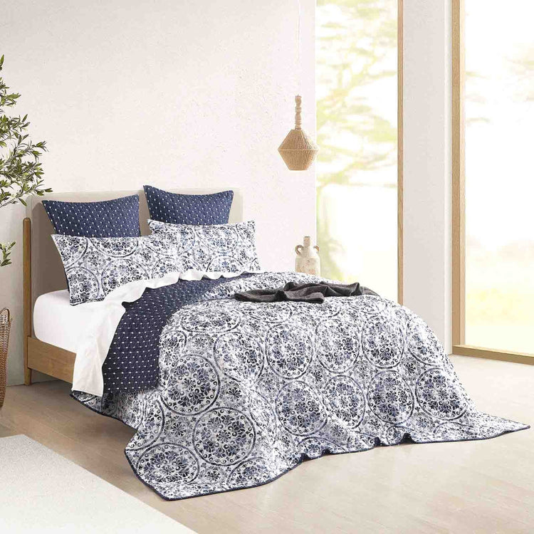Delos Quilted Coverlet Set