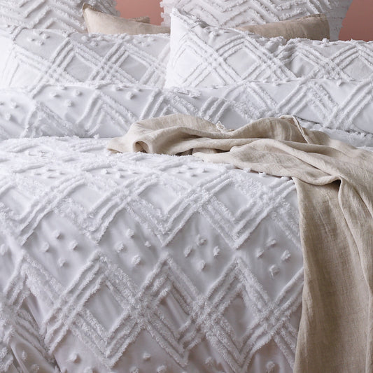 Medallion Vintage Tufted Quilt Cover White