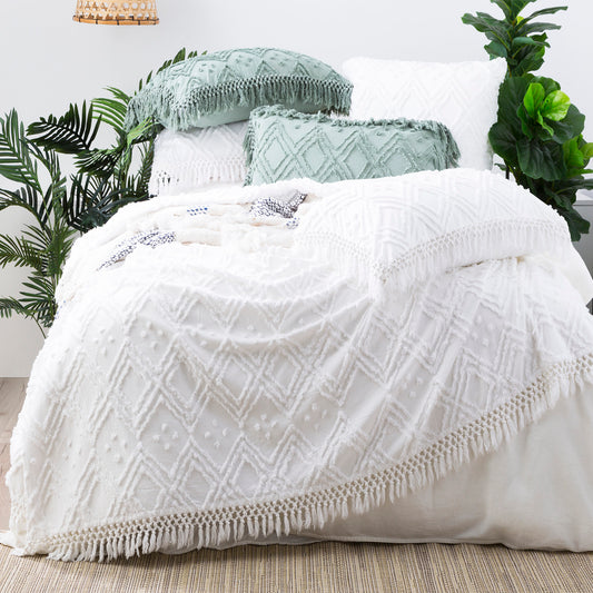 Medallion Vintage Tuffted Bed Cover White