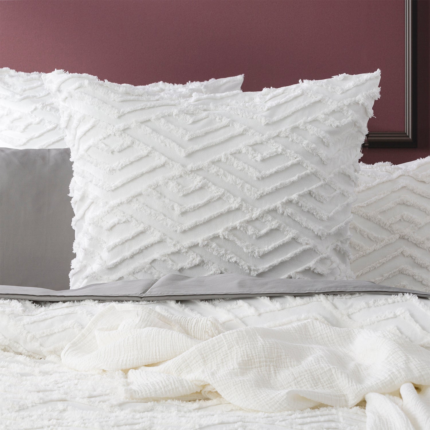 Chevvy Cotton Chenille Tufted Quilt cover set White