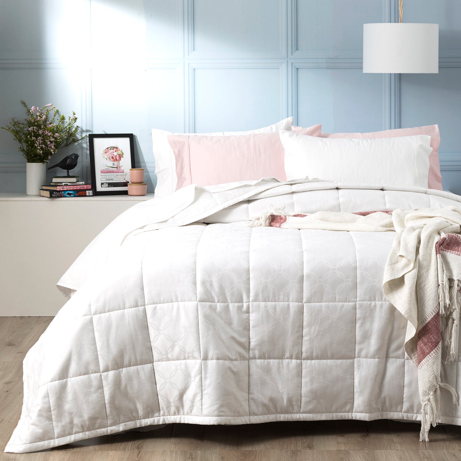 Josephine 500 TC Cotton Jacquard Comforter White