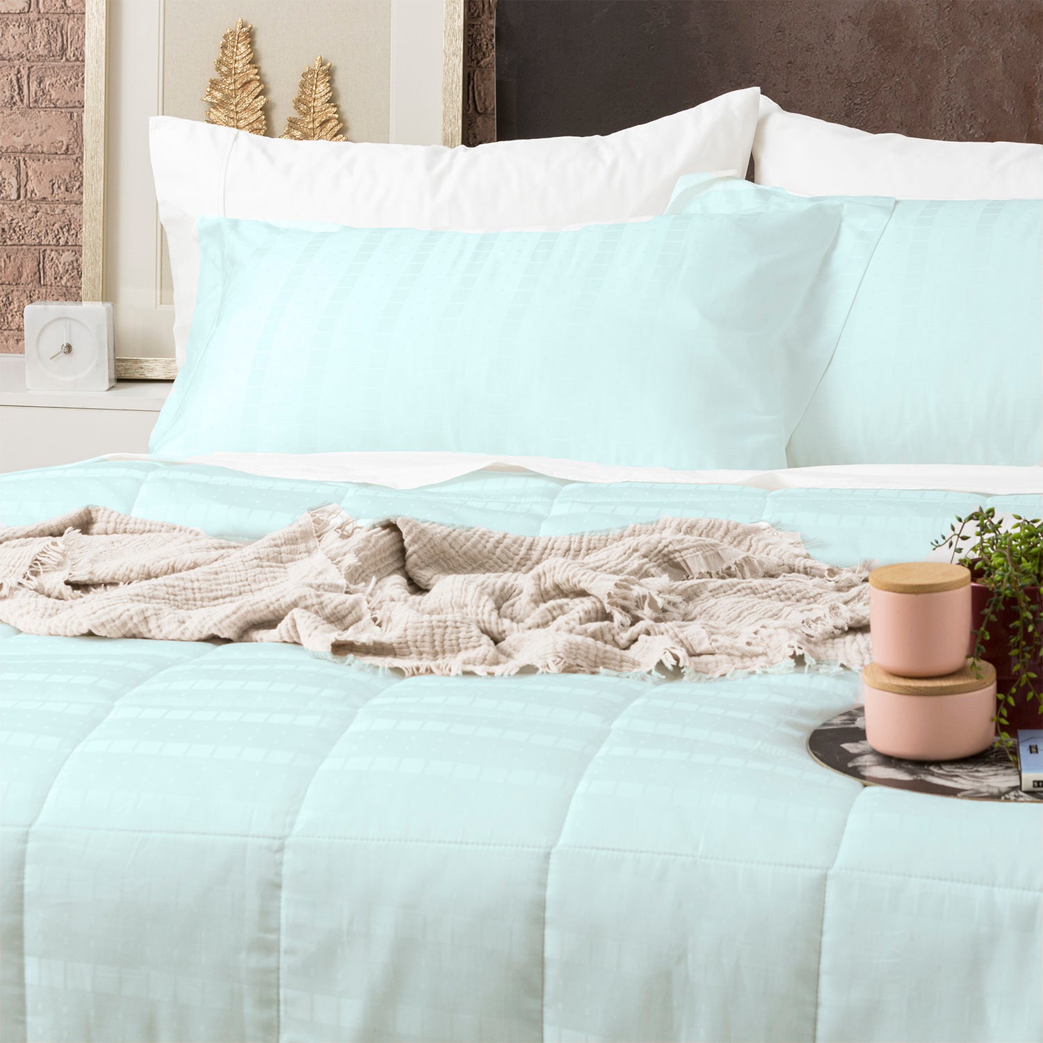 Damask 500 TC Cotton Jacquard Comforter Sage